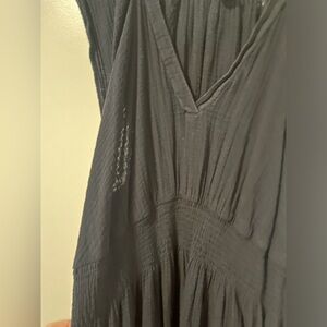 Old Navy V neck black maxi dress flowy with pockets